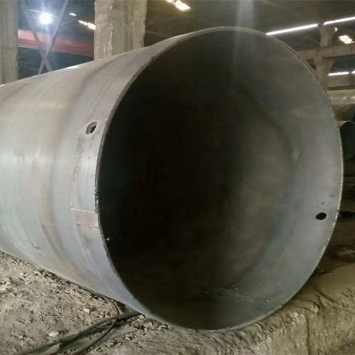 选择白银钢护筒的材质时，主要考虑哪些因素